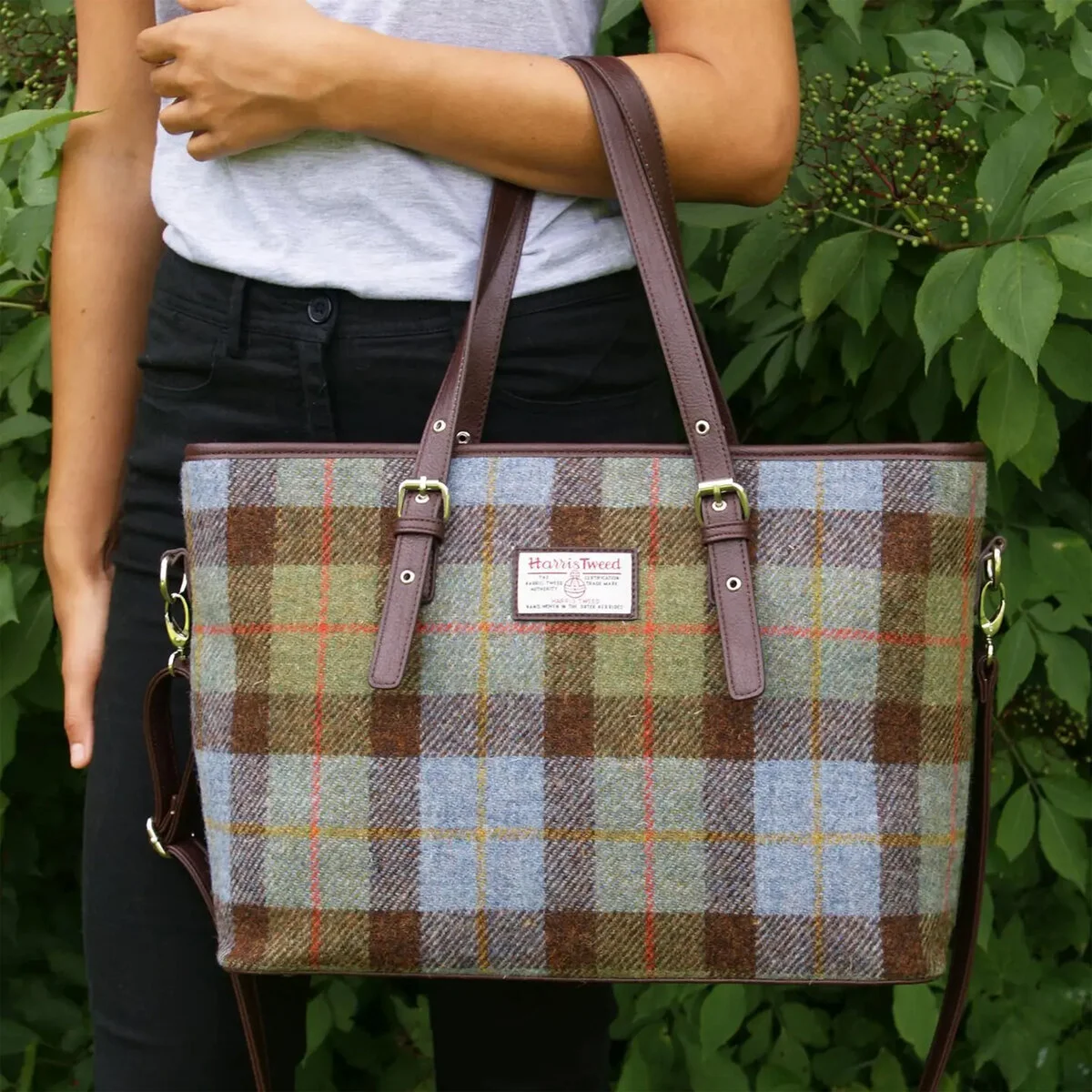 Harris Tweed Large Ladies Tote Bag by Glen Appin – Authentic Scottish Wool - Image 3 | Lily's Pad Studio