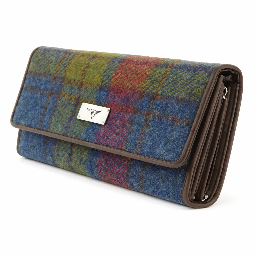 Harris Tweed Tartan Purse with ID Window – Zip Wallet with Card Slots & Coin Pouch - Image 7 | Lily's Pad Studio