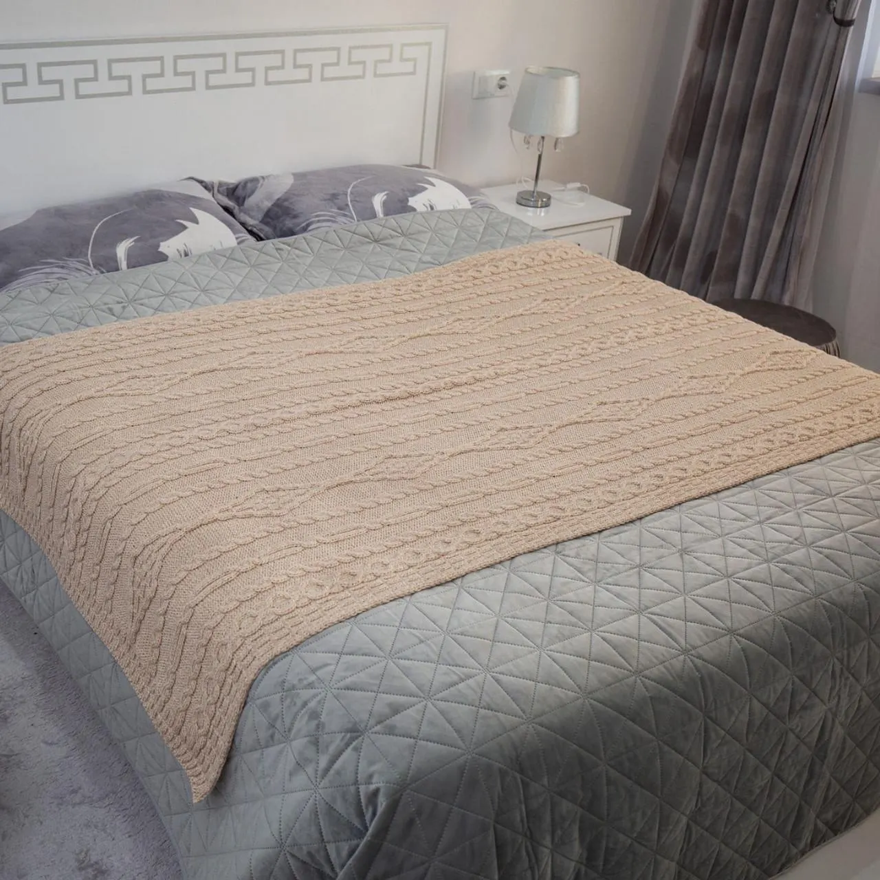 Irish Fisherman Wool Multi-Stitch Aran Knit Throw Blanket